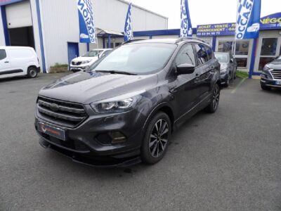 FORD – KUGA – Tout-Terrain – Essence / Ethanol – Gris foncÃ©