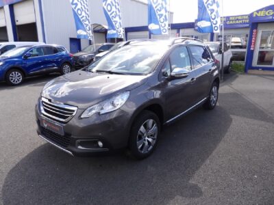 PEUGEOT – 2008 – Tout-Terrain – Diesel – Gris foncÃ©