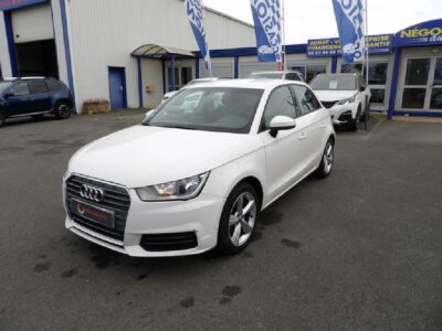 AUDI – A1 SPORTBACK – Berline – Essence sans plomb – Noir